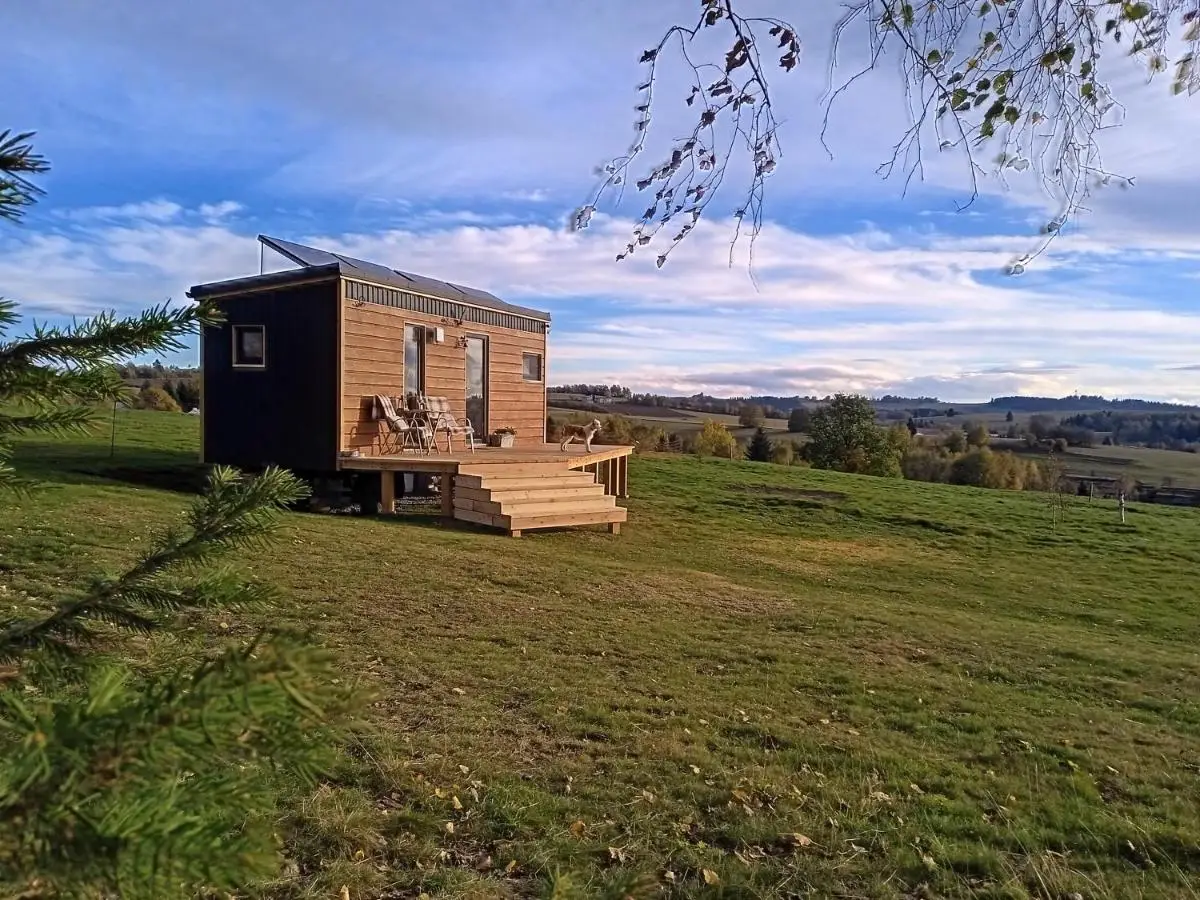 Listings 86